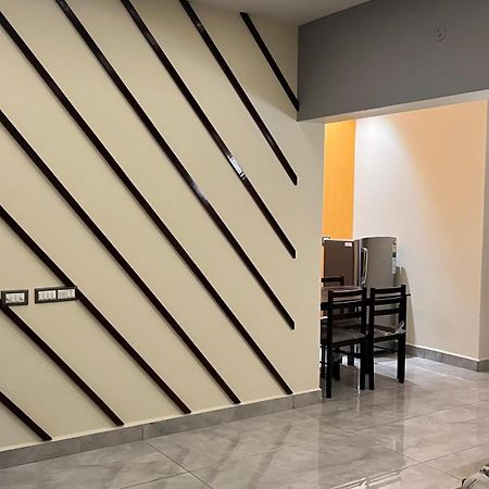 Guru Home Stay Near Sri Ramanasramam Tiruvannāmalai المظهر الخارجي الصورة