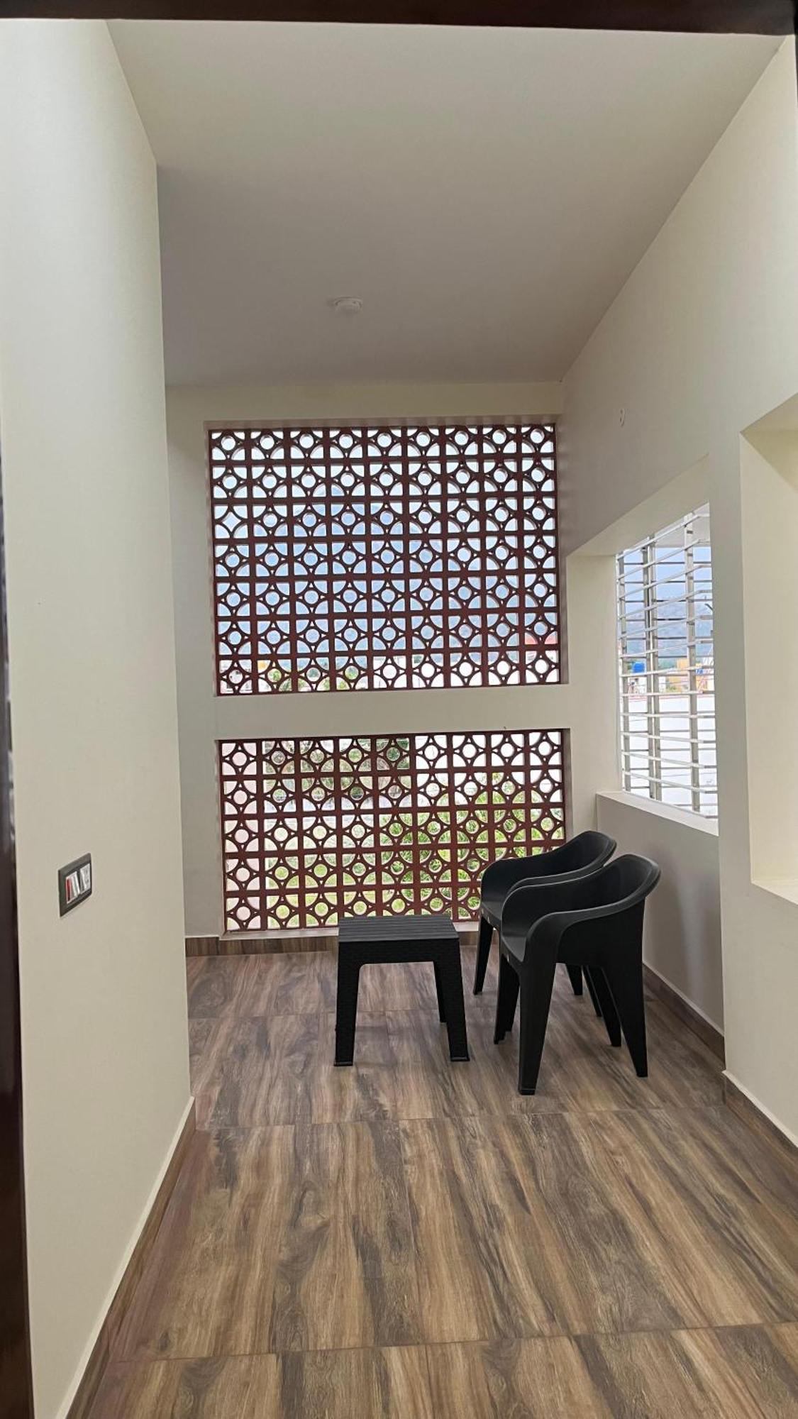 Guru Home Stay Near Sri Ramanasramam Tiruvannāmalai المظهر الخارجي الصورة